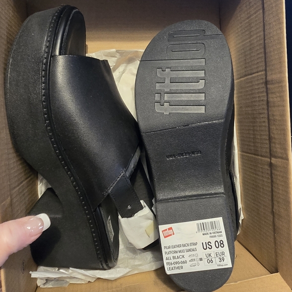 FitFlop Pilar Leather Slingback-Strap Platform Sandals NWT in Box Black Size 8 - Picture 8 of 10